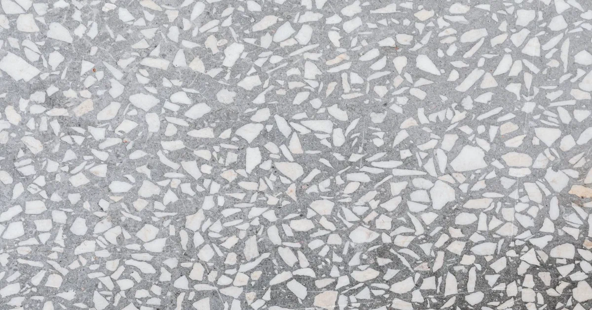 Couleurs et Finis de Plancher Époxy de Garage : Beige, Gris, Noir, Métallique, Mat
